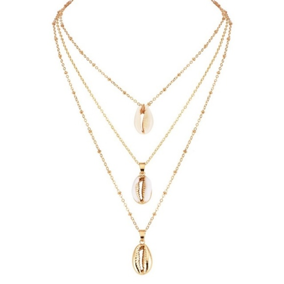 !!!!!5 for $25 Three Layer Gold Sea Shell Necklace - Picture 4 of 6